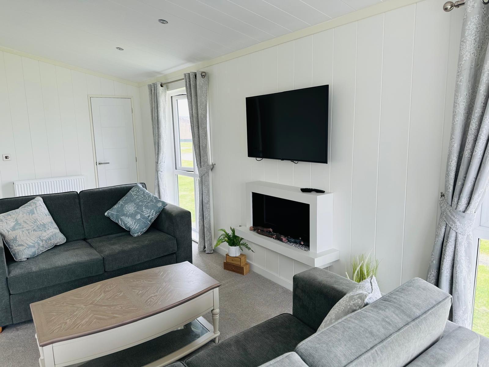 Harlyn Lodge holiday home for sale (Plot 29) at Atlantic Bays Holiday Park, St Merryn, Padstow — photo 8 of 17