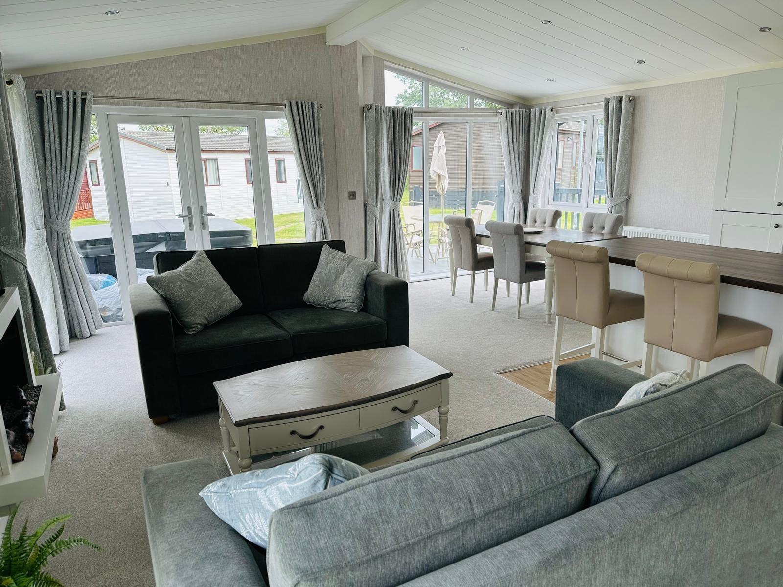 Harlyn Lodge holiday home for sale (Plot 29) at Atlantic Bays Holiday Park, St Merryn, Padstow — photo 10 of 17