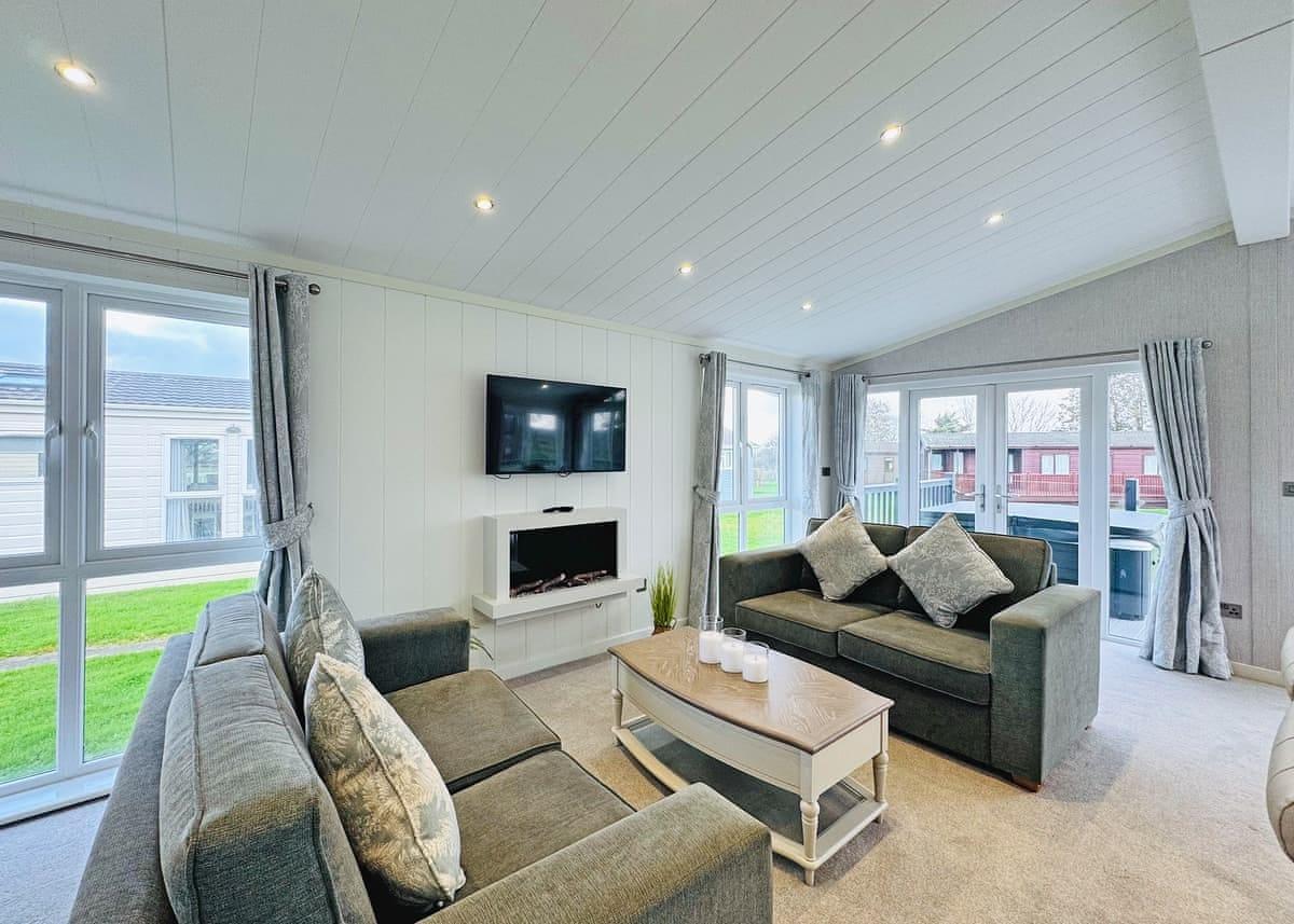 Trevone Lodge holiday home for sale (Plot 33) at Atlantic Bays Holiday Park, St Merryn, Padstow — photo 19 of 19