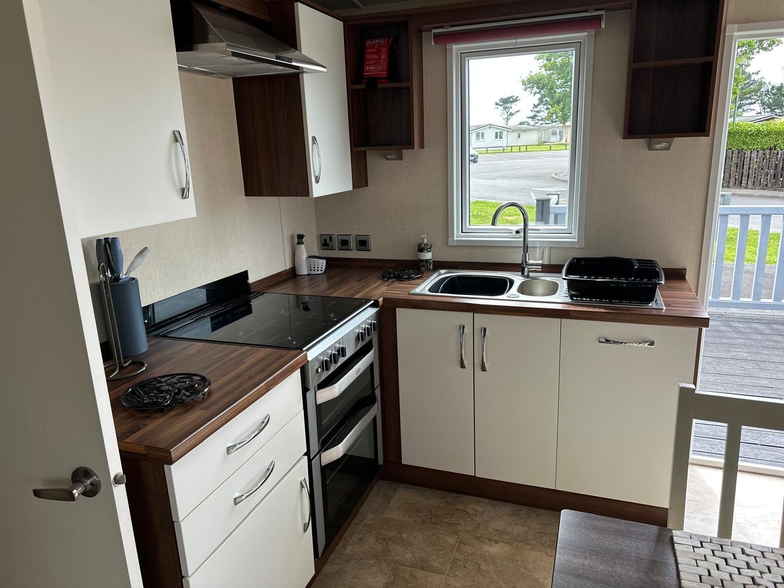 Amaryllis holiday home for sale (Plot 38) at Atlantic Bays Holiday Park, St Merryn, Padstow — photo 14 of 17