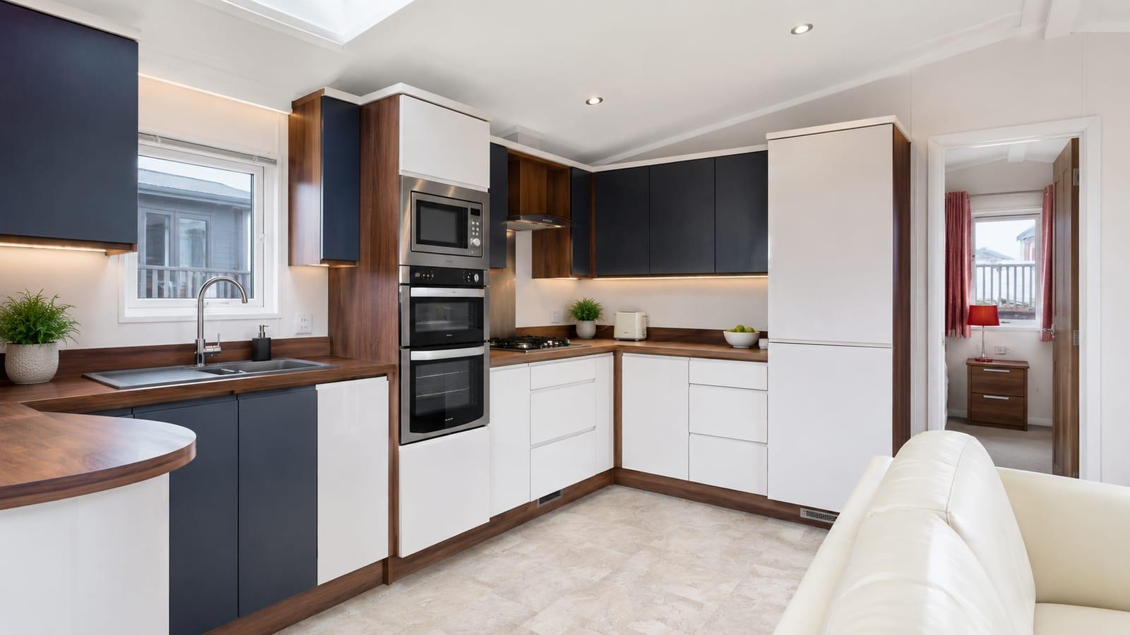 Poppy Lodge holiday home for sale (Plot 4) at Atlantic Bays Holiday Park, St Merryn, Padstow — photo 5 of 8
