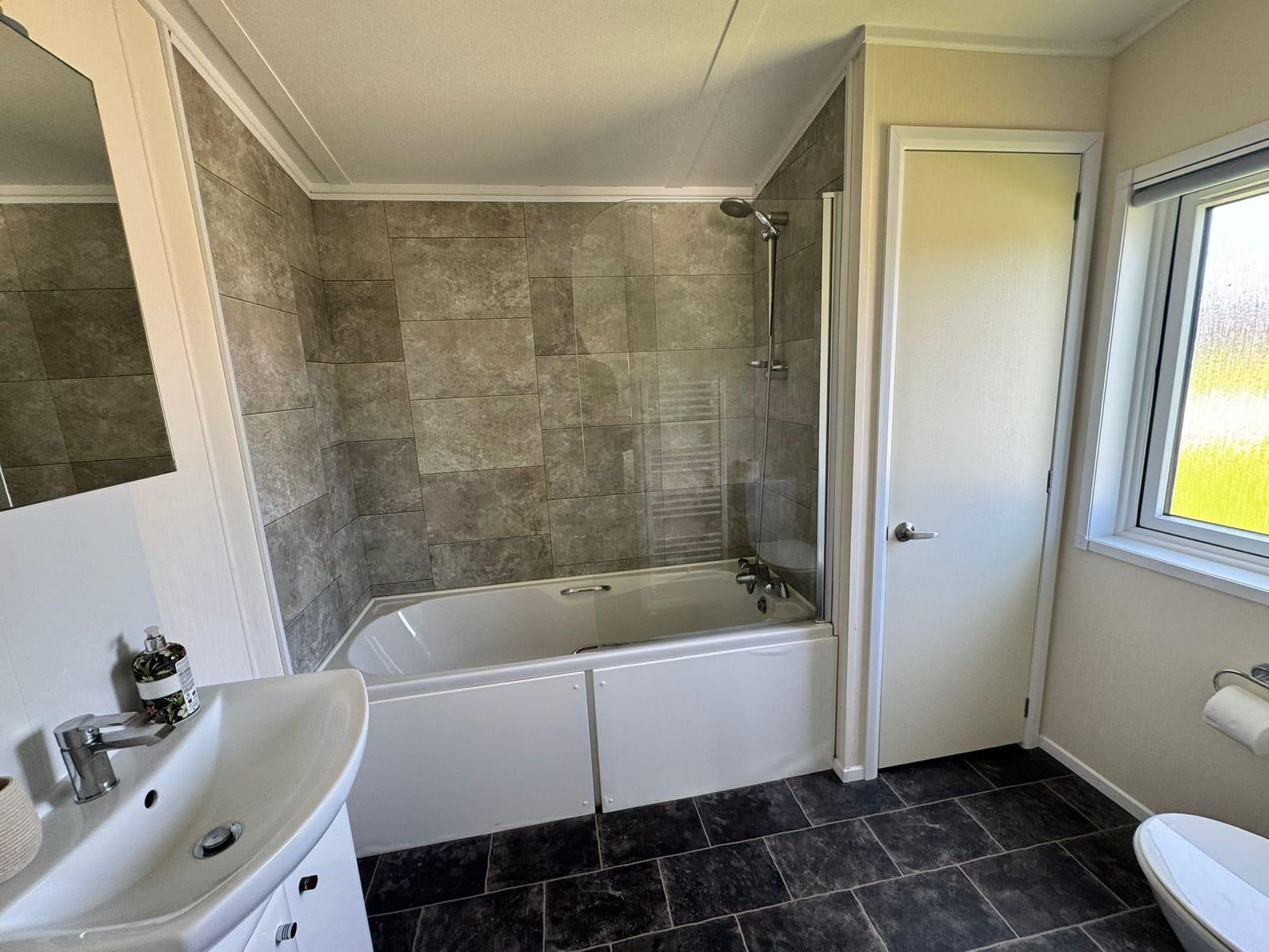 Foxglove Lodge holiday home for sale (Plot 40) at Atlantic Bays Holiday Park, St Merryn, Padstow — photo 6 of 15